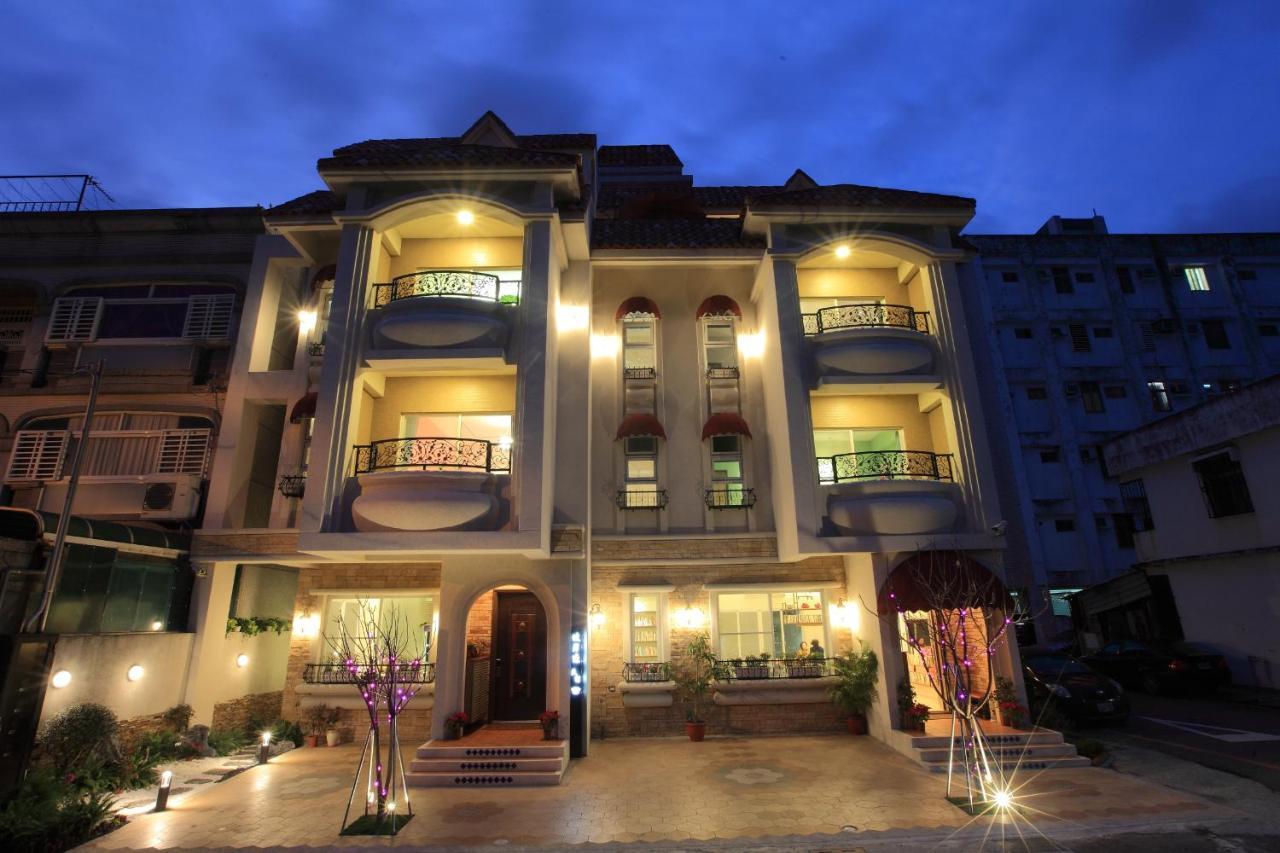 坡岸邊民宿 Hualien Extérieur photo